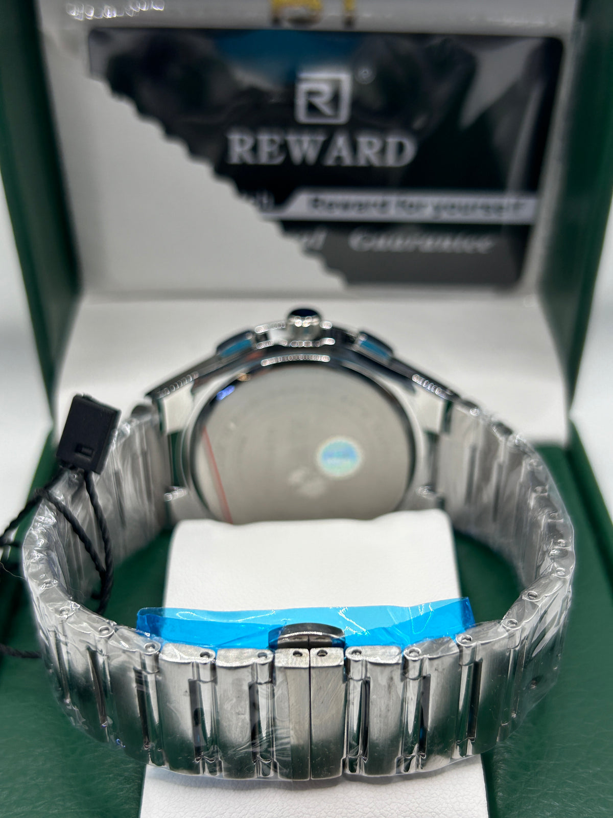 REWARD Luxury Chronograph Watch – Green Dial Stainless Steel