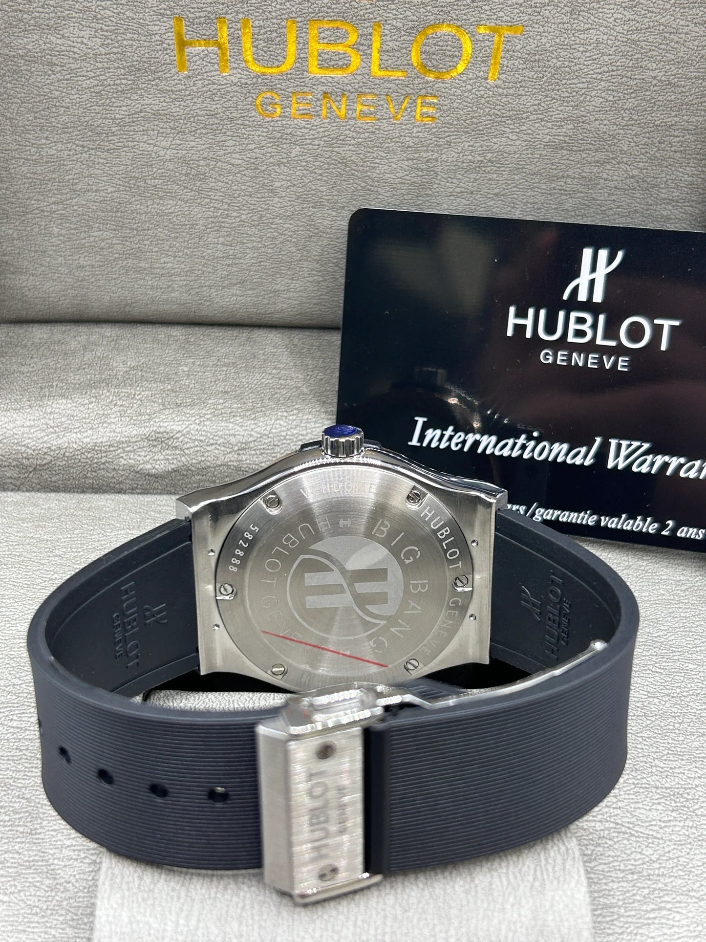 Hublot Big Bang Rose Gold Classic White Watch