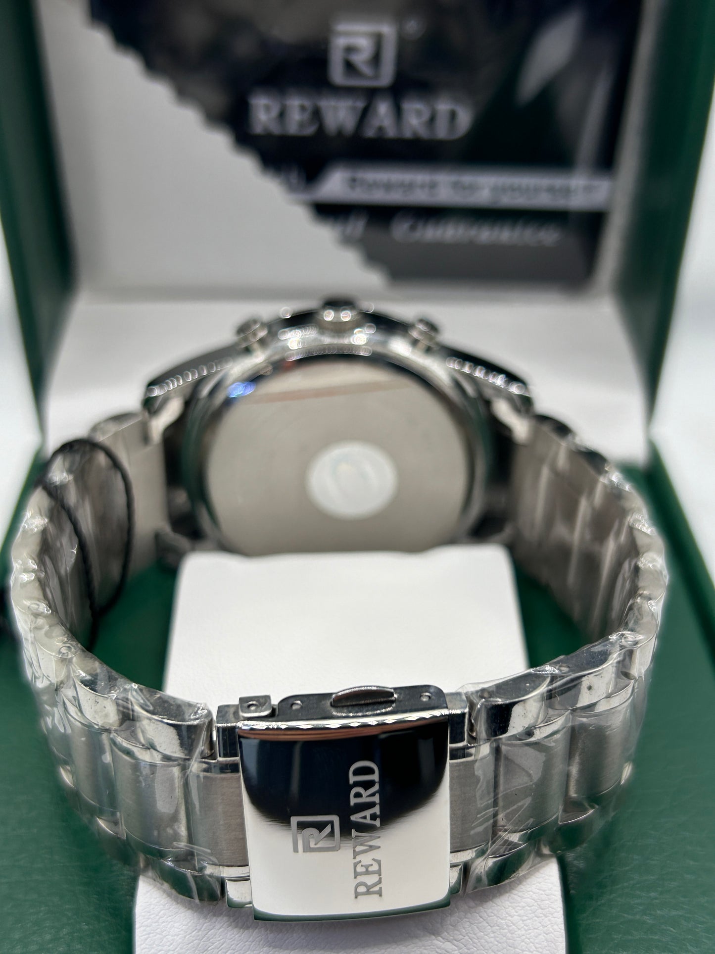 REWARD Luxury Chronograph Watch – Black Dial Stainless Steel Bracelet