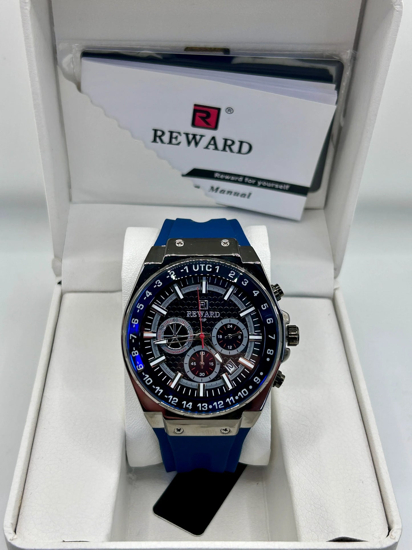 Reward Blue Chronograph Dial Blue Rubber Strap Quartz Watch