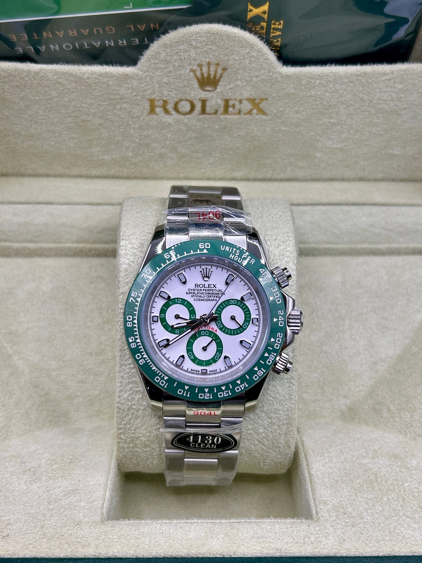 Rolex Daytona White Dial Green Bezel Chronograph Watch