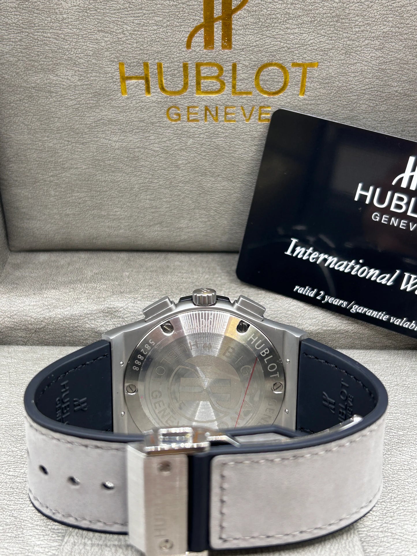Hublot Big Bang White Dial Rubber Strap Watch