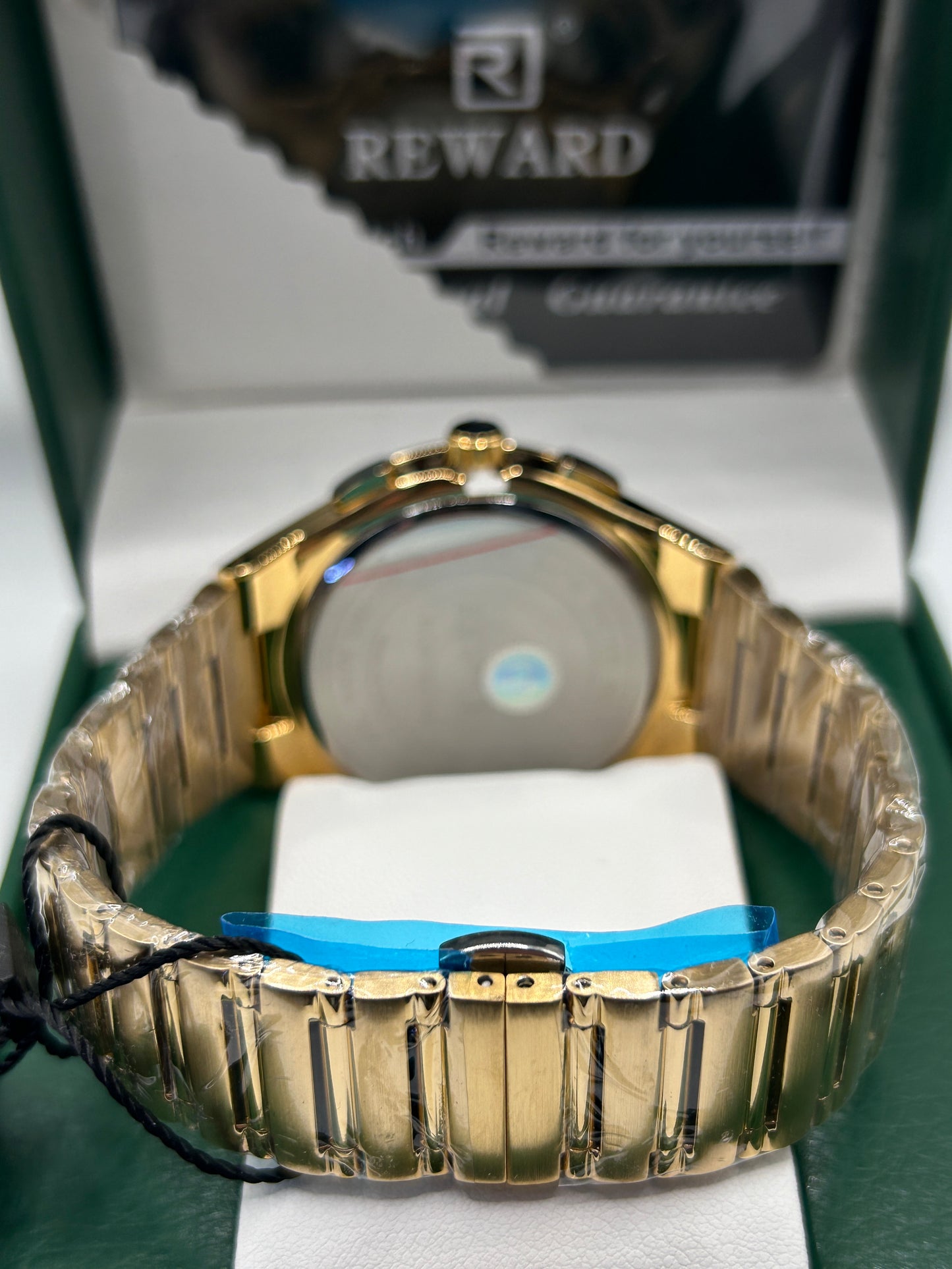 REWARD Luxury Chronograph Watch – Gold Dial Full Gold