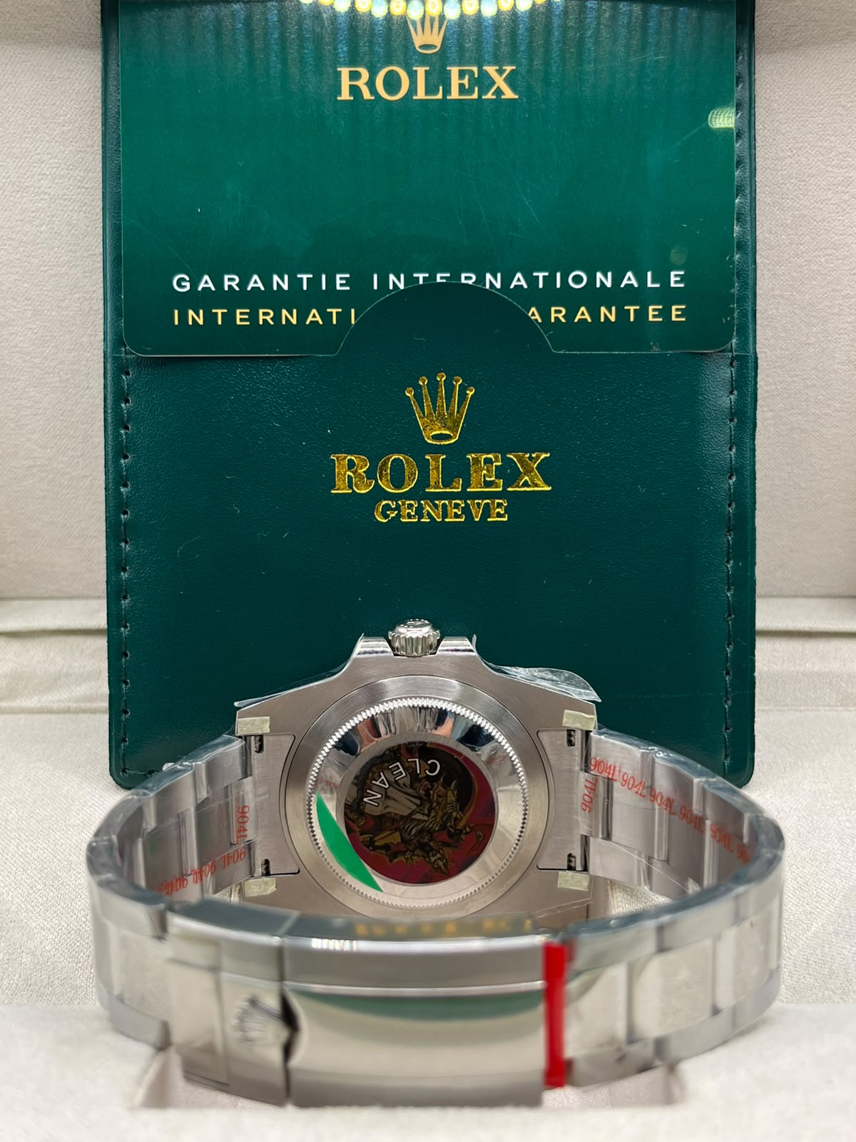 Clean Rolex GMT-Master II Pepsi (CLONE)