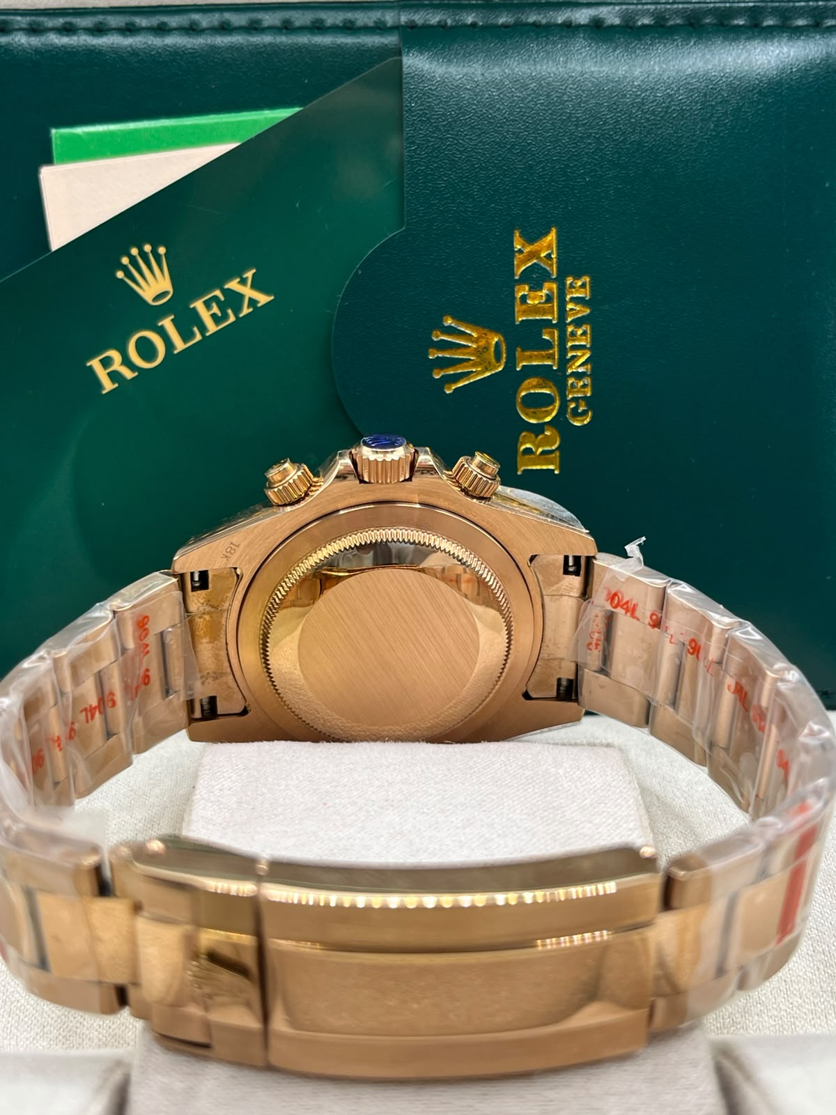 Rolex Cosmograph Daytona White Dial Gold Case Black Bezel (MASTER COPY)