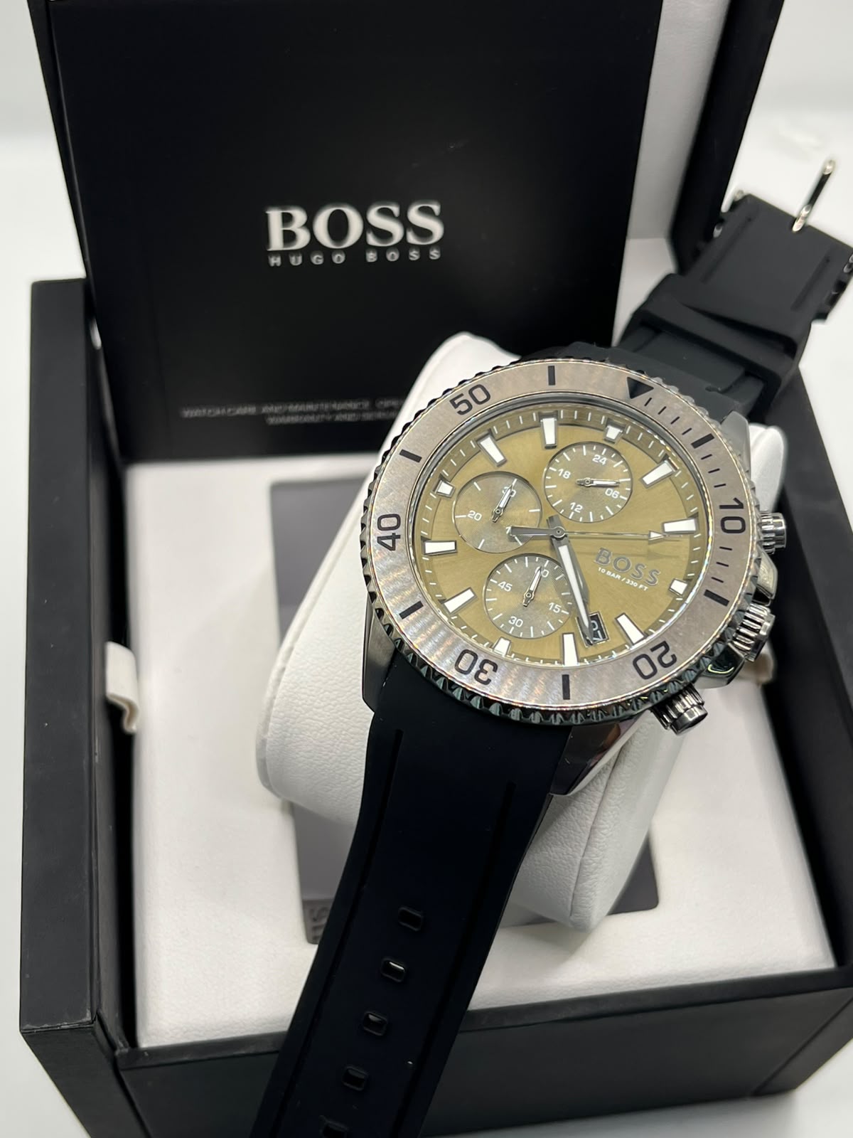 Coffret Montre Homme Hugo Boss Cadran Doré (Copy)