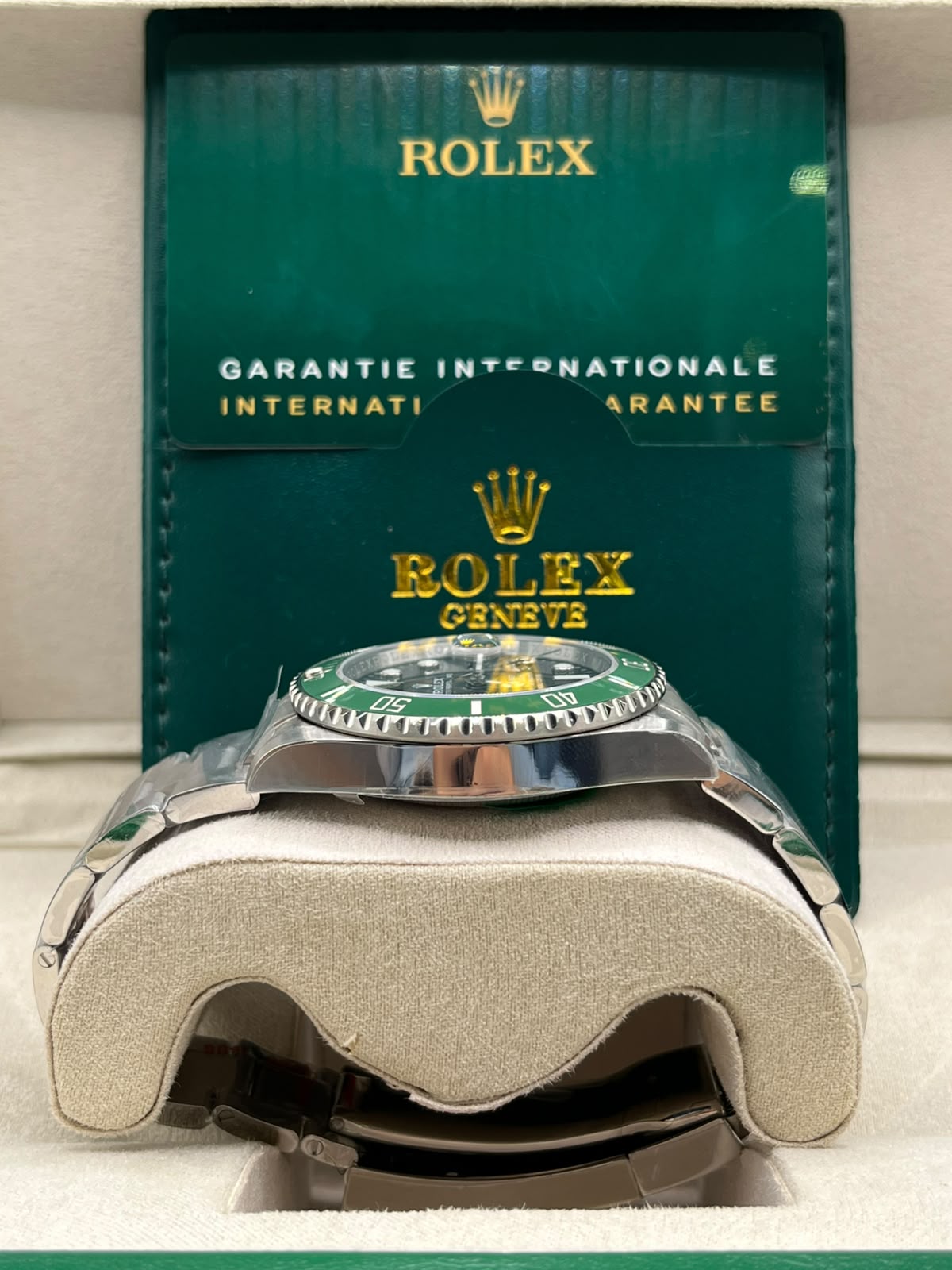 Clean Rolex Submariner Green & Black (CLONE)