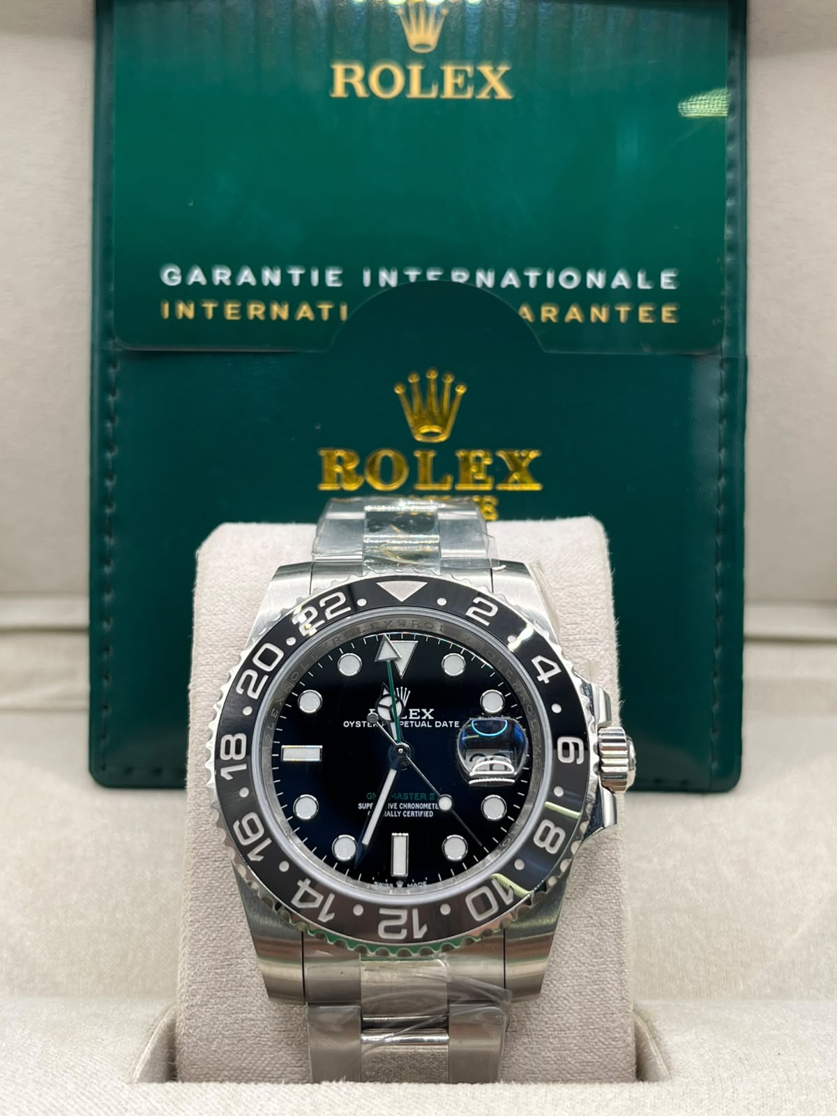Clean Rolex GMT-Master II Batman (CLONE)