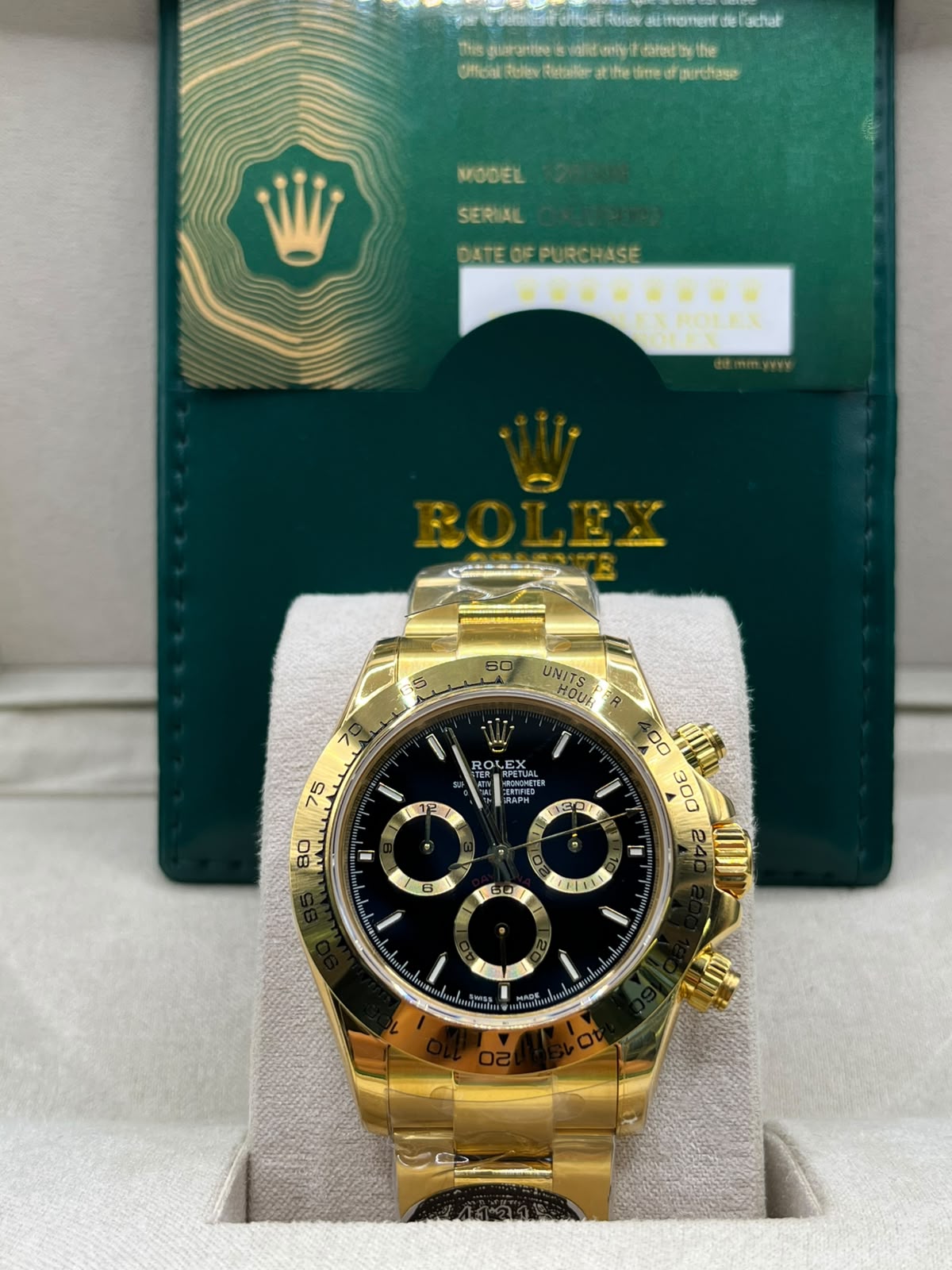 Clean Rolex Daytona Gold & Black Dial (CLONE)