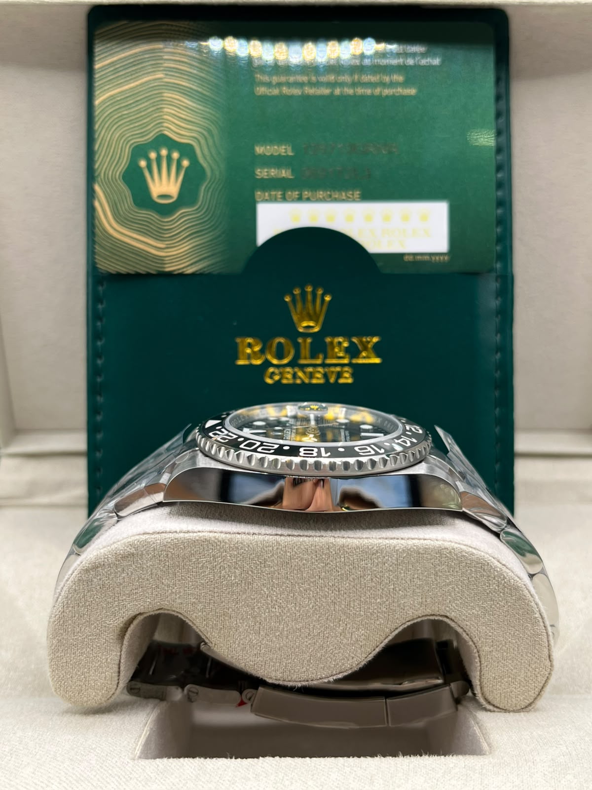 Clean Rolex GMT-Master II Bruce Wayne (CLONE)