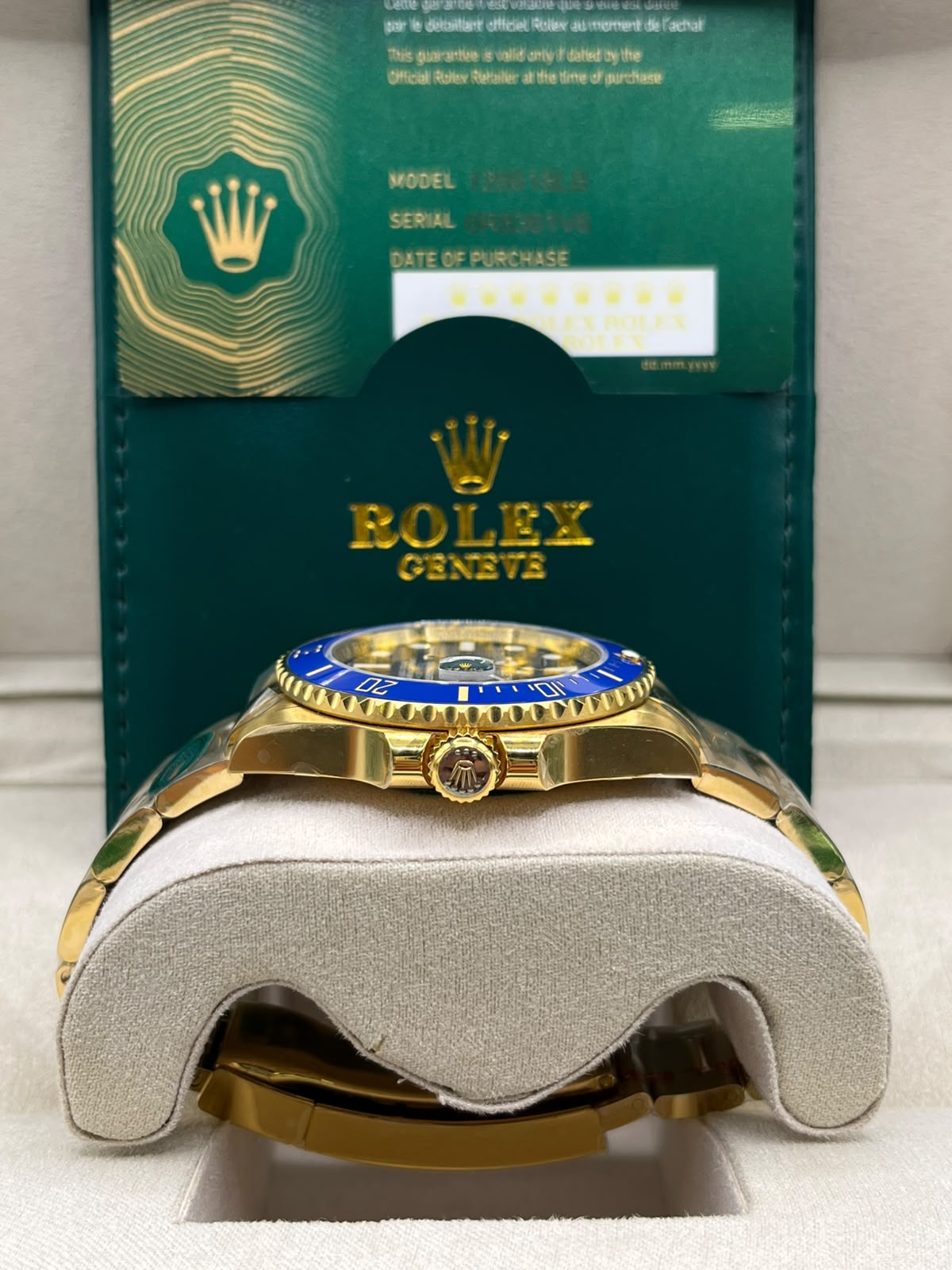 Clean Rolex Submariner Date Gold & Blue (CLONE)