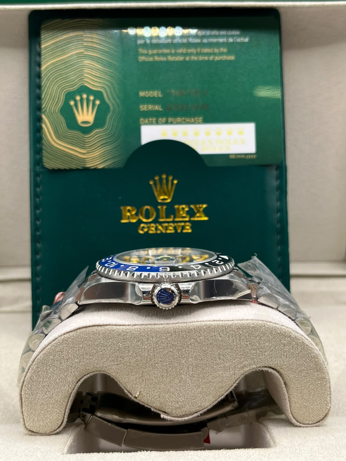Clean Rolex GMT-Master II Batgirl (CLONE)